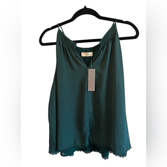 NWT Sophie Rue Forest Green Cami Blouse with Lace Trim Women’s Size Large - Picture 1 of 4